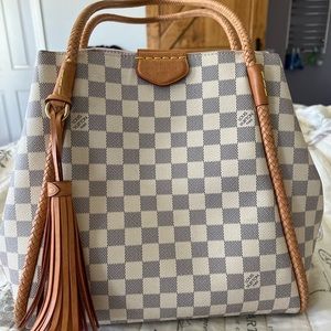 Authentic Louis Vuitton Propriano.